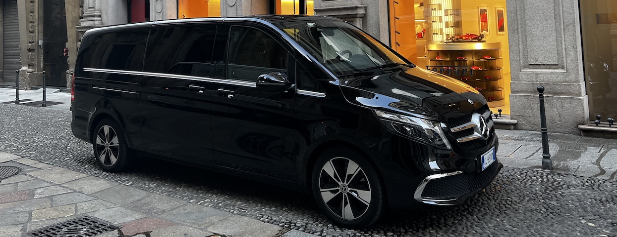 Такси Милан